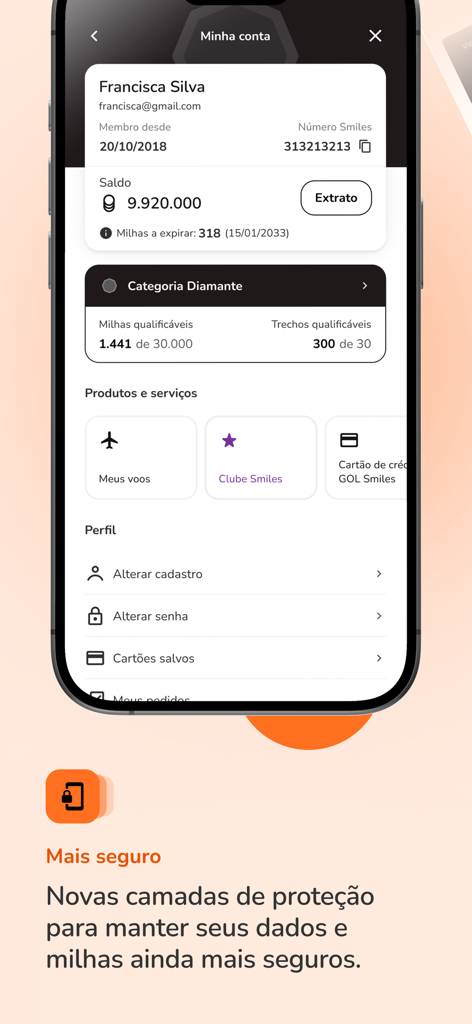 Interface of the Smiles loyalty program app showing a user account profile with mileage balance and membership status