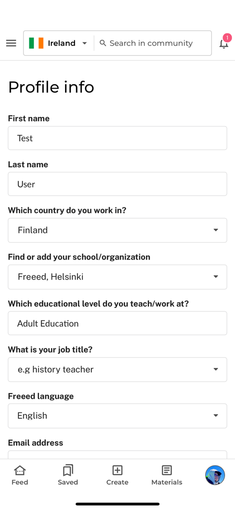A screenshot showing the profile information setup page for teachers in the Freeed app.