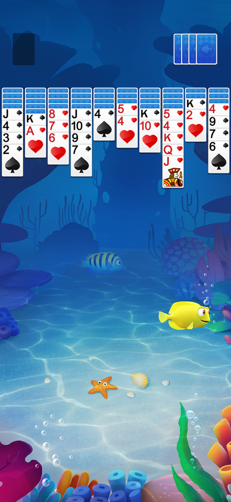 Solitaire Spider Fish - Interfaz del juego de cartas solitario spider con fondo de acuario submarino con peces coloridos