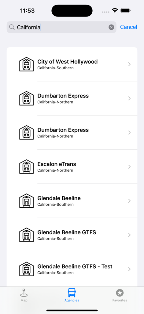 Tela do aplicativo TrackMyBus mostrando uma lista de agências de trânsito suportadas na Califórnia.