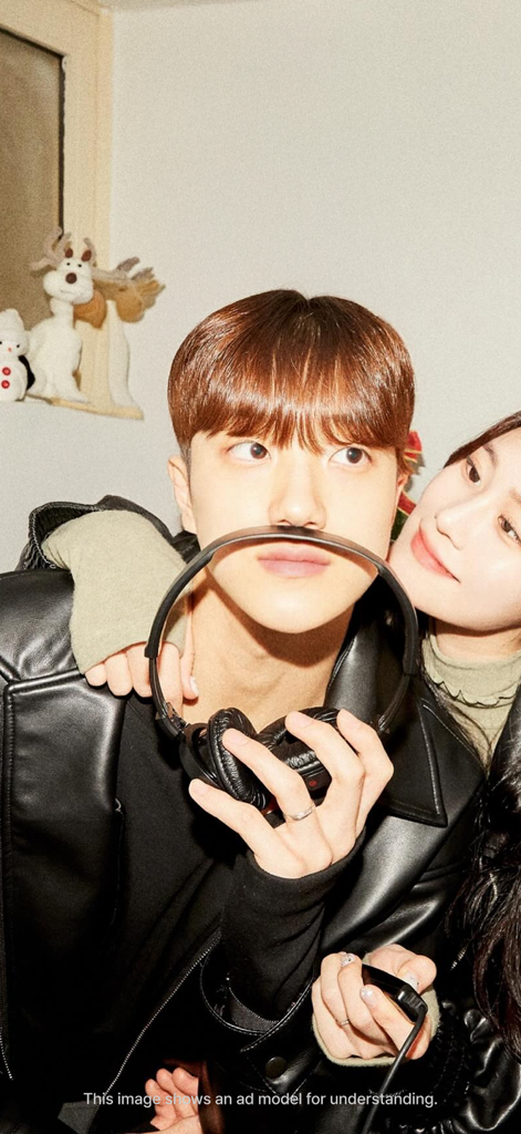 Noondate: Dating & Friends - A young Asian couple posing together, the man holding headphones