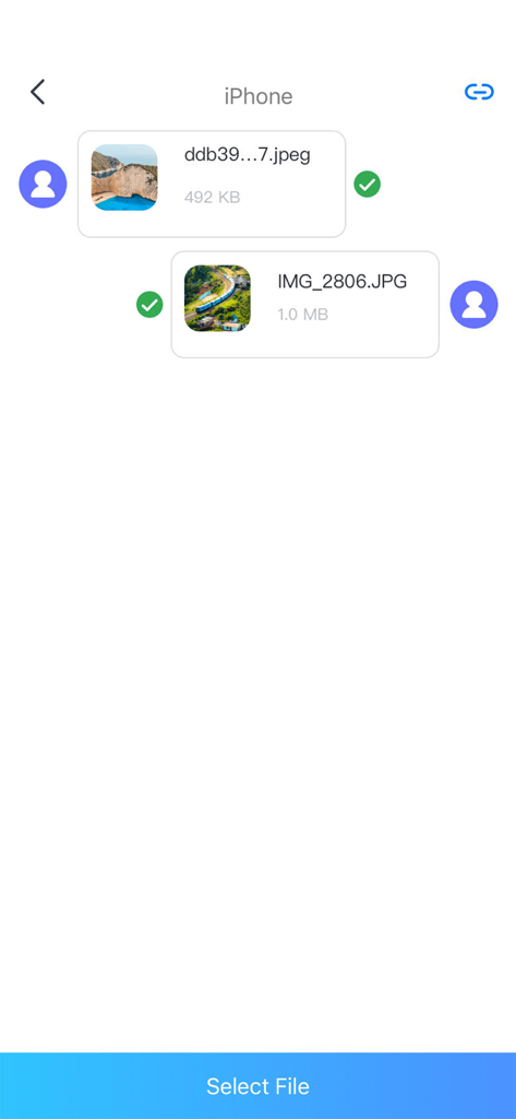 Interface de l'application MobieSync montrant une liste de photos transférées avec succès entre les appareils
