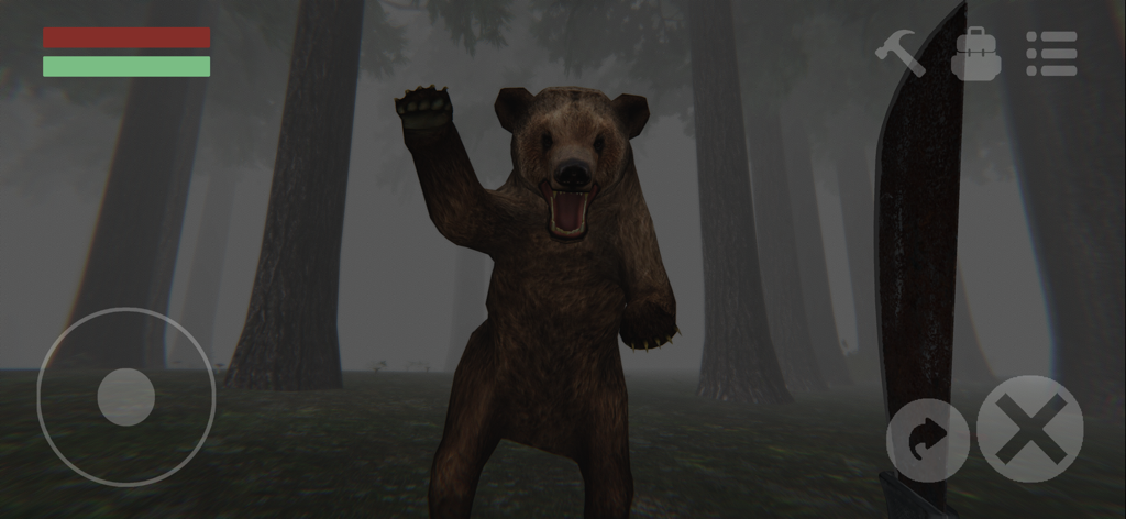 Trapped in the Forest! - Un gran oso pardo rugiendo al jugador en un bosque neblinoso con un machete y una interfaz de juego de supervivencia.