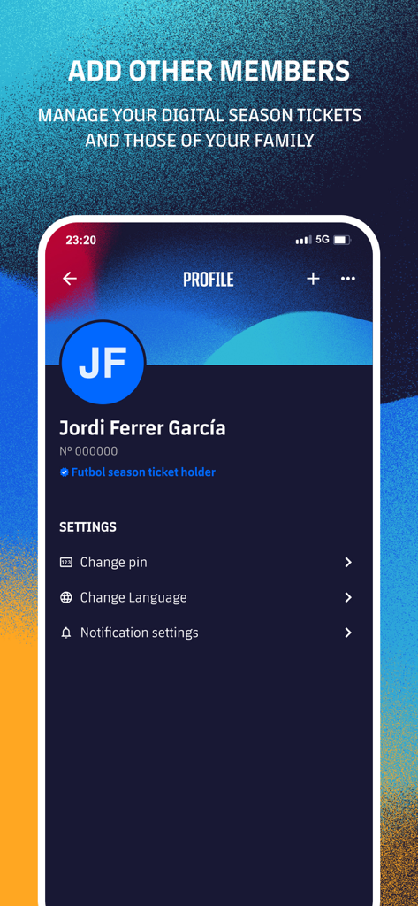 Uno screenshot della schermata del profilo dell'app Soci FC Barcelona che mostra i dettagli della tessera socio digitale di un utente e le opzioni di gestione familiare.