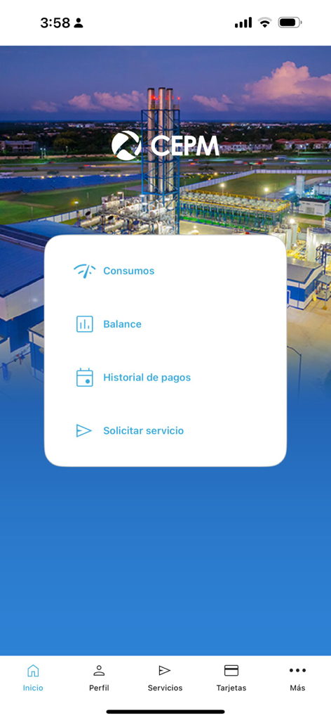 Pantalla de inicio de la app móvil CEPM mostrando opciones de menú para consumo de energía, saldo, historial de pagos y solicitudes de servicio.