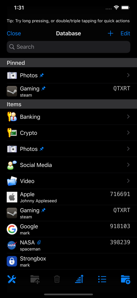 Strongbox Proのデータベース表示のスクリーンショット。整理されたパスワードエントリと2要素認証コードがダークモードで表示されています。