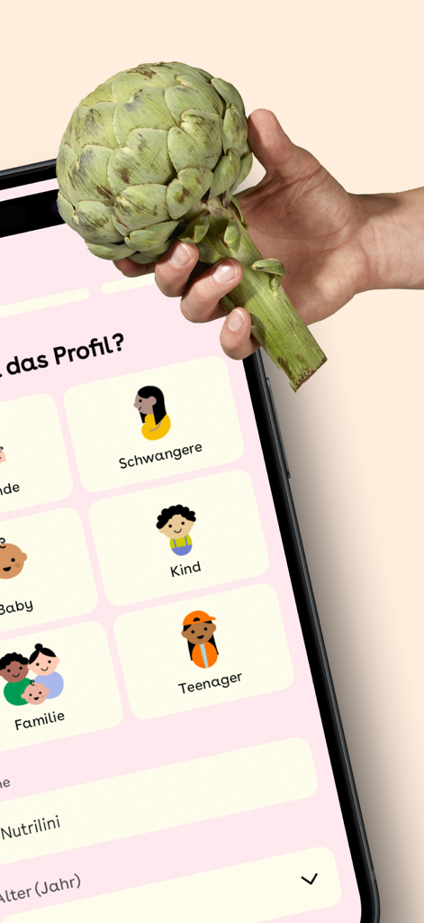 Nutrilini - Familienernährung - Nutrilini mobile app screen showing profile selection for family members like pregnant women, babies, children, and teenagers