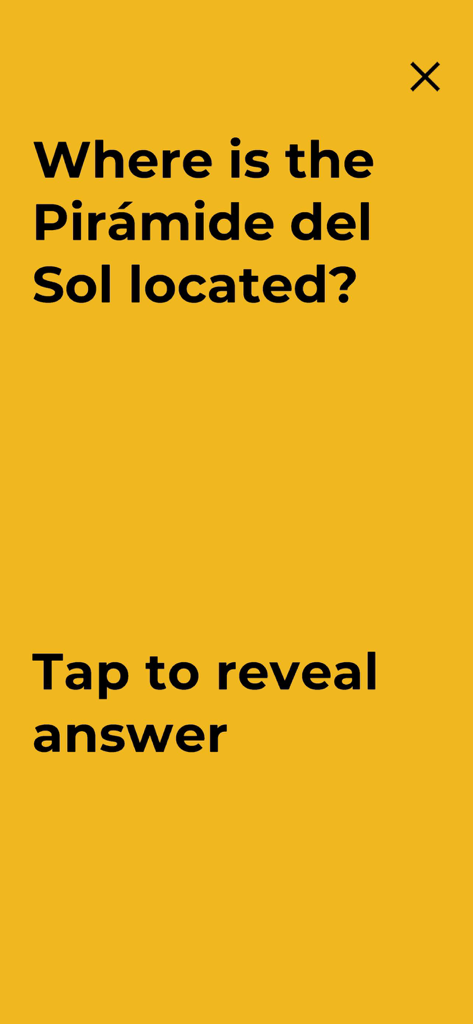A cultural trivia question screen in the No Sabo app asking where the Piramide del Sol is located