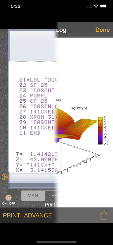 i41CX+ - Una pantalla dividida que muestra un gráfico matemático 3D y una cinta de impresora térmica virtual con código de programa