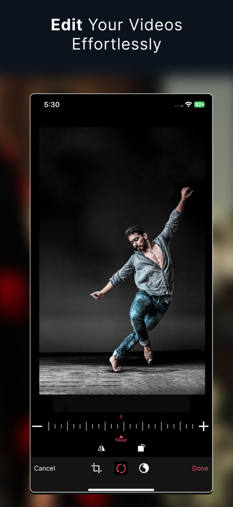 eZy Watermark Videos Lite - Screenshot der eZy Watermark Videos Lite App, der einen Videobearbeitungsbildschirm mit Werkzeugen zum Zuschneiden und Drehen zeigt