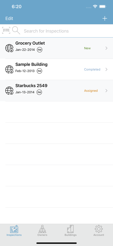 DOORDATA - DOORDATAアプリのインターフェース。新規、完了、割り当て済みのタスクのステータスインジケーター付きの防火ドア検査リストが表示されています。