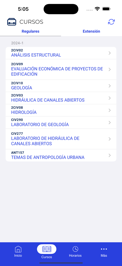 PUCP Móvil - Captura de pantalla de la aplicación PUCP Móvil que muestra una lista de cursos universitarios que incluyen Análisis Estructural y Geología para el semestre 2024-1.