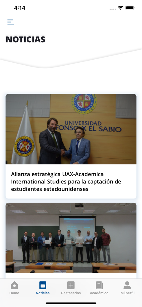 La sección de noticias de la aplicación UAX que muestra actualizaciones de la universidad y anuncios académicos