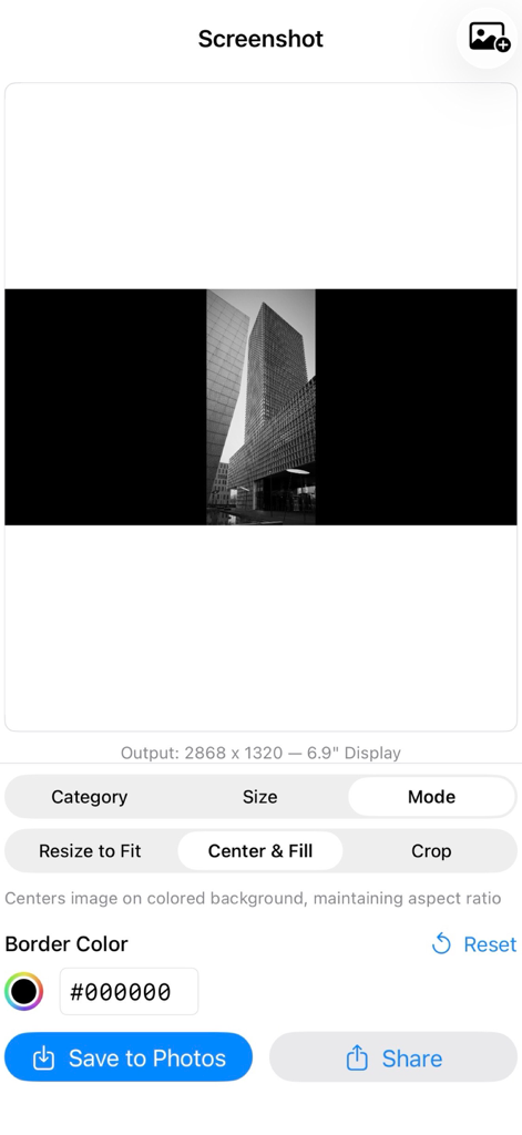 Interfaz de la aplicación ScreenshotResize mostrando el modo de redimensionamiento centrado y relleno con un selector de color de borde