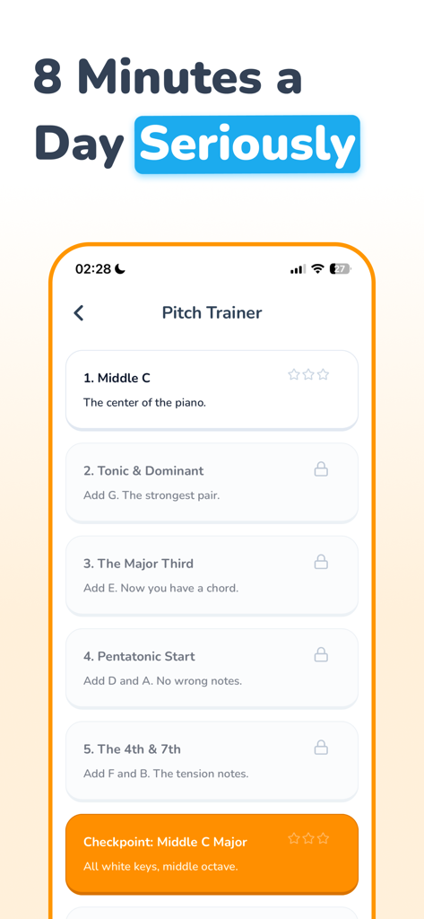 Pitch Trainer - Ear Training - Uma captura de tela do aplicativo Pitch Trainer mostrando uma lista estruturada de lições de treinamento de ouvido como Dó Central e Tônica e Dominante.