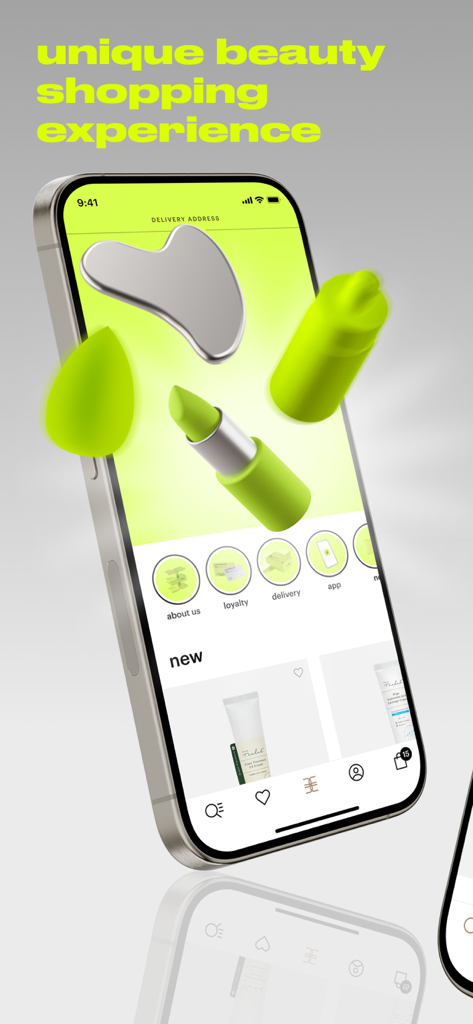 Smartphone che mostra l'interfaccia dell'app di bellezza Gold Apple con prodotti cosmetici verde lime fluttuanti e il testo esperienza di shopping di bellezza unica