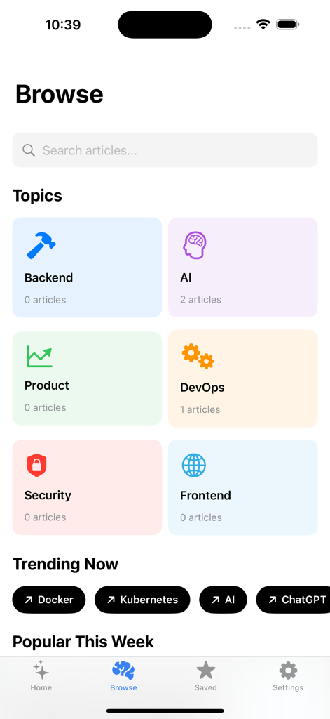 AI, DevOps, 백엔드 등 다양한 기술 카테고리를 표시하는 HelpAGI 앱의 탐색 화면