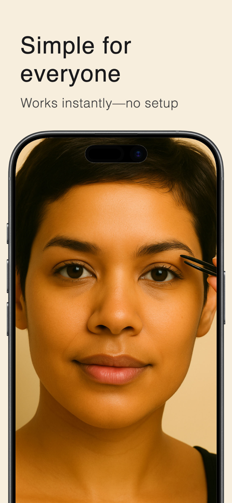 Eine Frau benutzt die Mirror App auf ihrem Smartphone, um ihre Augenbrauen zu zupfen