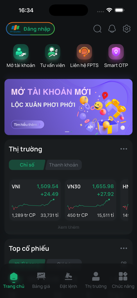 FPTS EzTrade - The home screen of the FPTS EzTrade app displaying real-time Vietnamese stock market indices and investment tools
