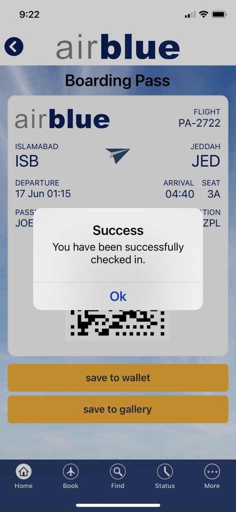 Pantalla de la aplicación móvil Airblue que muestra un mensaje de check-in exitoso y la tarjeta de embarque digital.