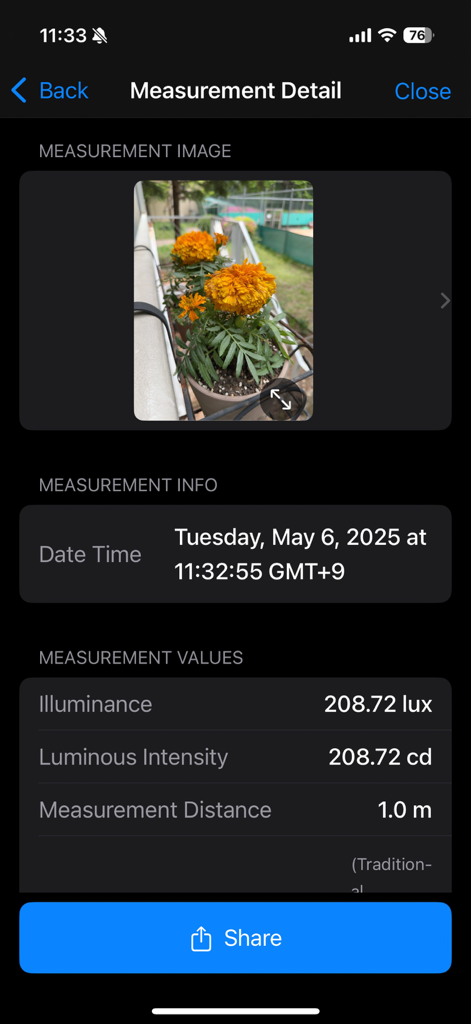 Light Scope - Lux Meter - Light Scopeアプリの測定詳細ビューに、鉢植えの植物のルクスと光度の値が表示されています
