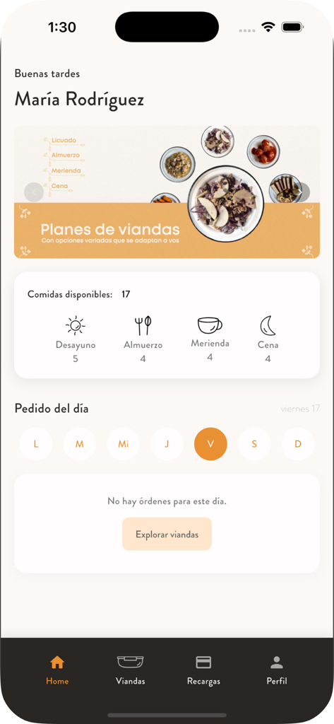 Delishop - Pantalla de inicio de la aplicación móvil Delishop que muestra un panel de usuario personalizado con créditos de comida disponibles y funciones de planificación de comidas semanales en español.