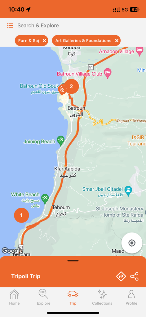 Bam Leb - Interfaz de mapa en la aplicación Bam Leb que muestra una ruta de viaje y ubicaciones a lo largo de la costa libanesa