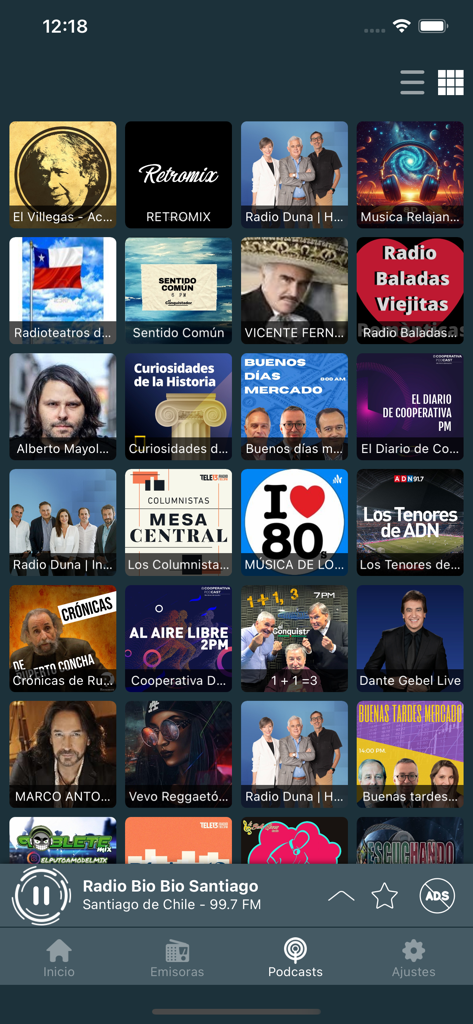 Interface of the Chilean radio app showing a grid of available podcasts and a playback bar for Radio Bio Bio Santiago