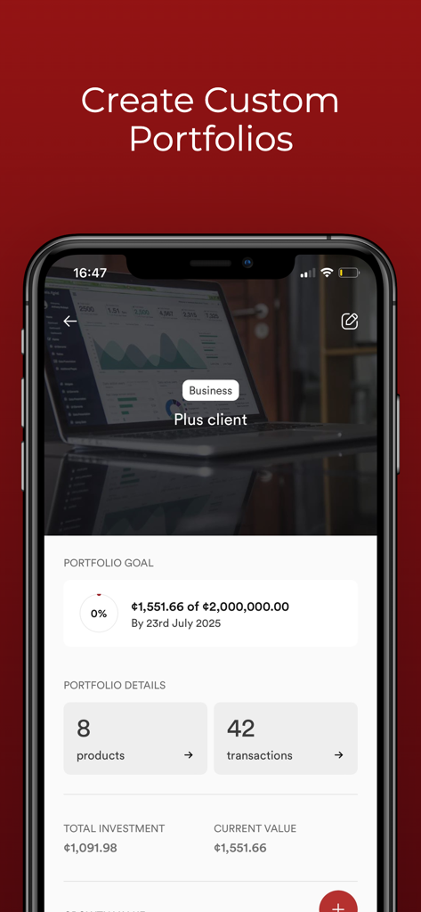 Mobile screen of the Plus Invest app displaying a custom business portfolio goal and investment statistics