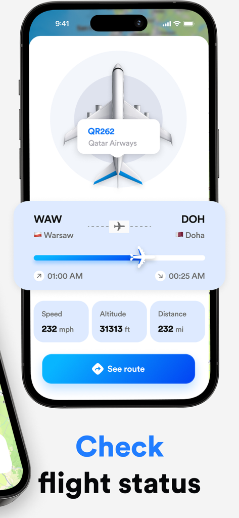 Flight Tracker - Live Radar. - Interfaccia dell'app mobile che visualizza lo stato del volo in tempo reale e metriche tra cui velocità e altitudine per un volo Qatar Airways