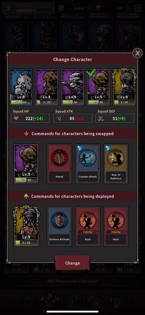 Slay the Titan : Deckbuild RPG - Captura de pantalla de la interfaz de cambio de personaje en Slay the Titan Deckbuild RPG que muestra comparaciones de estadísticas de escuadrón y conjuntos de cartas de habilidad.