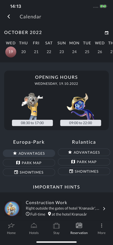 ヨーロッパパークホテルアプリのカレンダー画面。ヨーロッパパークとルーランティカのパーク営業時間と、マップとショータイムへのリンクが表示されています。