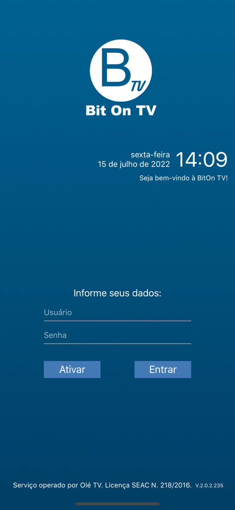 BitOn - Pantalla de inicio de sesión de la aplicación BitOn TV con campos de nombre de usuario y contraseña sobre un fondo azul