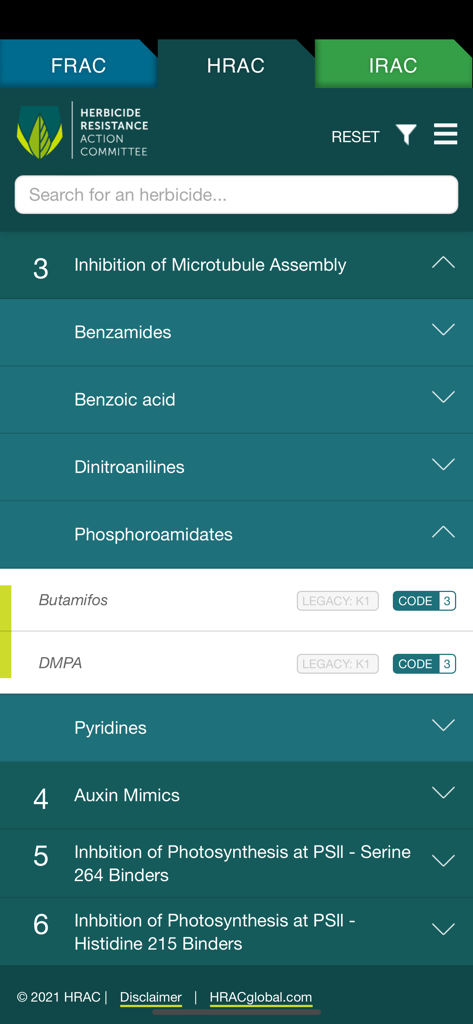 Global Resistance Management - グローバル抵抗性管理アプリが、作用性および有効成分とともに除草剤抵抗性行動委員会HRAC化学分類リストを表示しています。