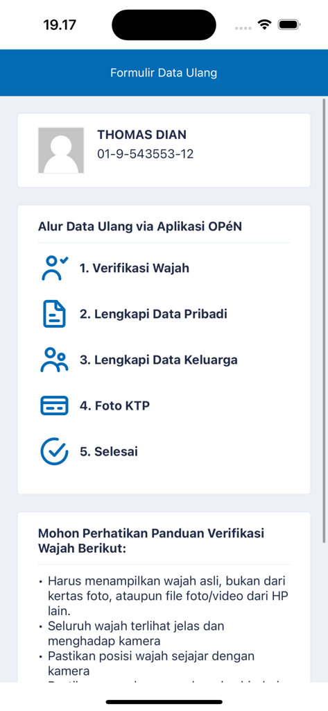 OPéN - Pantalla móvil que muestra el proceso paso a paso de re-registro para la aplicación de fondo de pensiones Pertamina, incluyendo verificación facial y carga de identificación