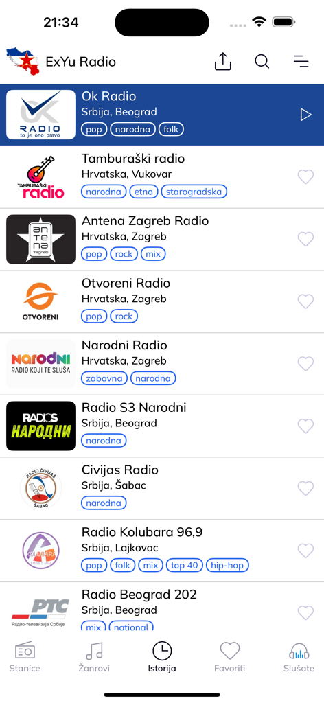 Eine mobile Oberfläche der ExYu Radio App, die eine Liste verschiedener Balkan-Radiosender mit Logos und Genre-Tags anzeigt