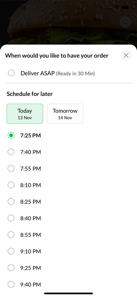 Pantalla móvil para seleccionar la hora de entrega o programar un pedido para más tarde en la app Alitalia
