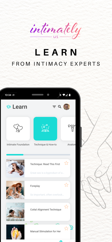 Interfaz de aplicación móvil mostrando artículos de expertos en intimidad y categorías educativas de relaciones
