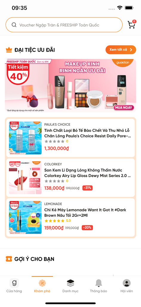 Interfaz de la aplicación Guardian VN que muestra un banner promocional de maquillaje y productos de cuidado de la piel con descuento en la página de exploración.