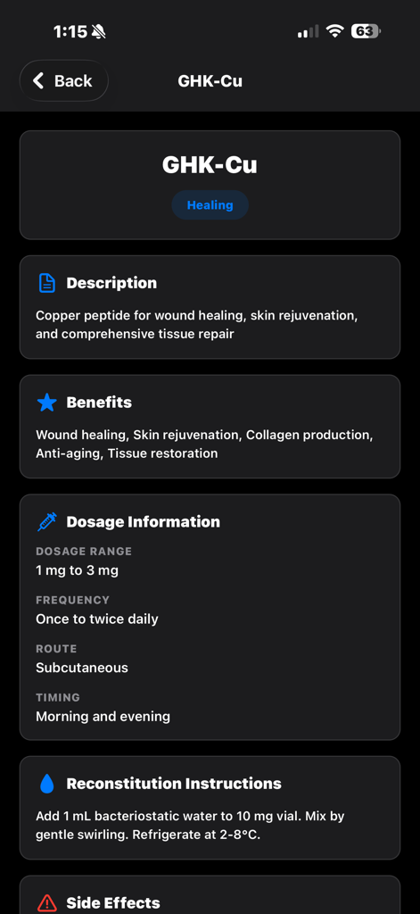 Uma tela de aplicativo móvel mostrando informações de dosagem e instruções de reconstituição para o peptídeo GHK-Cu.