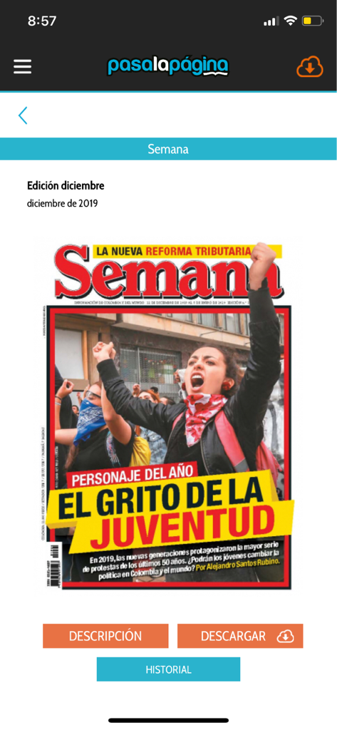 Digital interface of the PasaLaPagina app displaying a cover of Semana magazine with download and description buttons