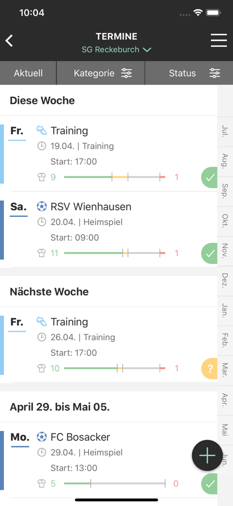 TEAMPUNKT - Teampunkt app interface showing a soccer team schedule with upcoming training sessions and matches
