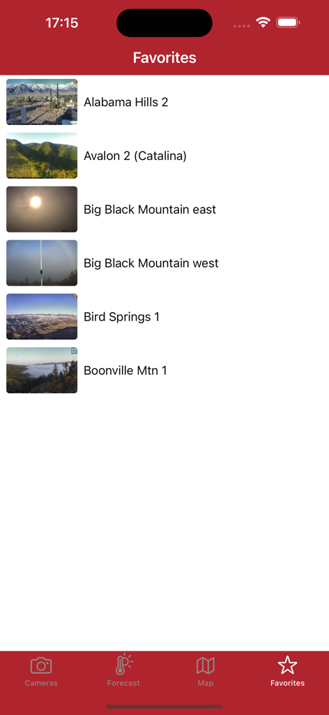 Schermata dei preferiti dell'app California Fire Cams che mostra un elenco di feed di telecamere di monitoraggio incendi live con nomi di posizione e immagini in miniatura