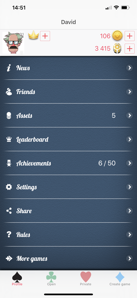 Panel del perfil de usuario de la aplicación Juegos de Póker Online que muestra opciones de menú como amigos, clasificación y logros