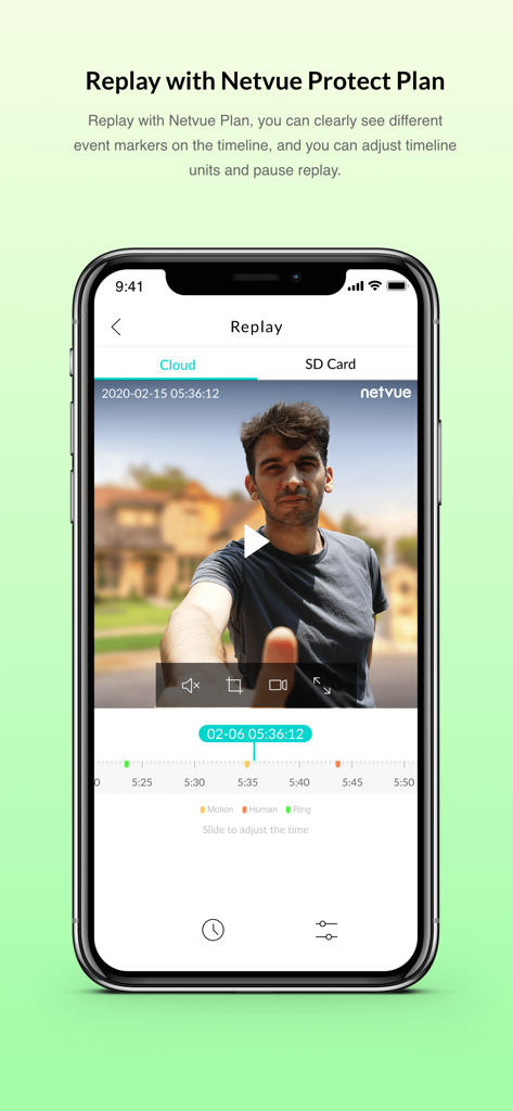 Tela de smartphone exibindo o recurso de replay do aplicativo Netvue com marcadores de detecção de movimento e humana em uma linha do tempo de vídeo