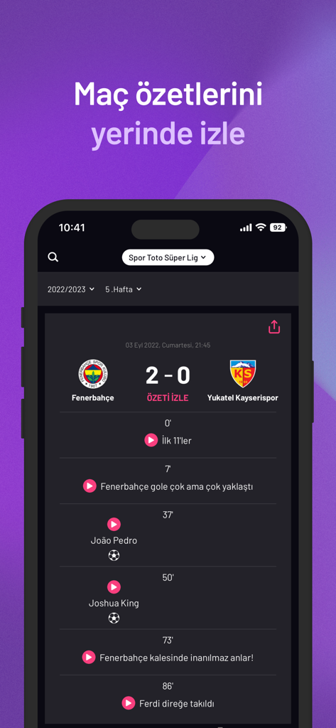 Pantalla de la aplicación beIN SPORTS TR mostrando resultados de partidos de fútbol y una línea de tiempo de resúmenes en video.