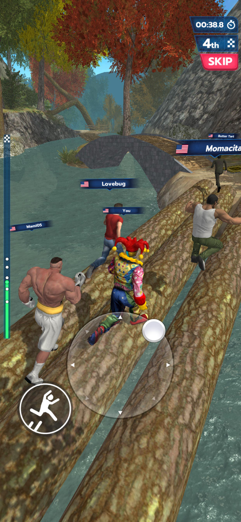 Run Royale: Multiplayer Race - Jogadores correndo sobre troncos em um ambiente de rio na floresta em Run Royale