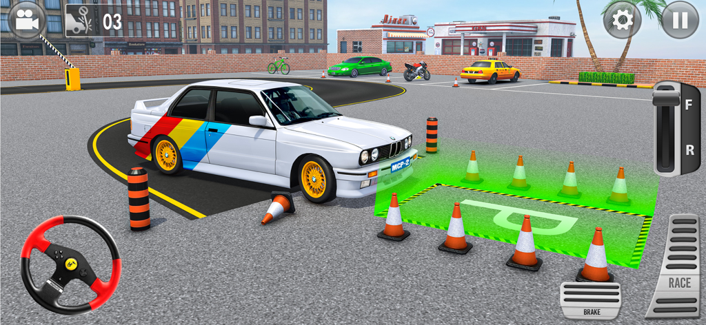 Car Parking Drive: Car Games - Coche blanco maniobrando entre conos naranjas hacia una plaza de aparcamiento verde.