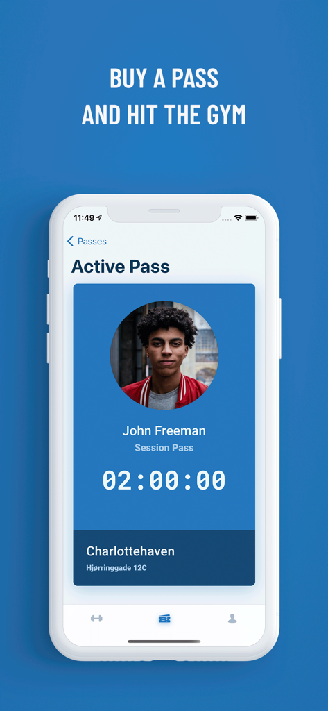 TrainAway: Find Gyms Worldwide - Smartphone displaying an active gym session pass on the TrainAway app for a local fitness center.