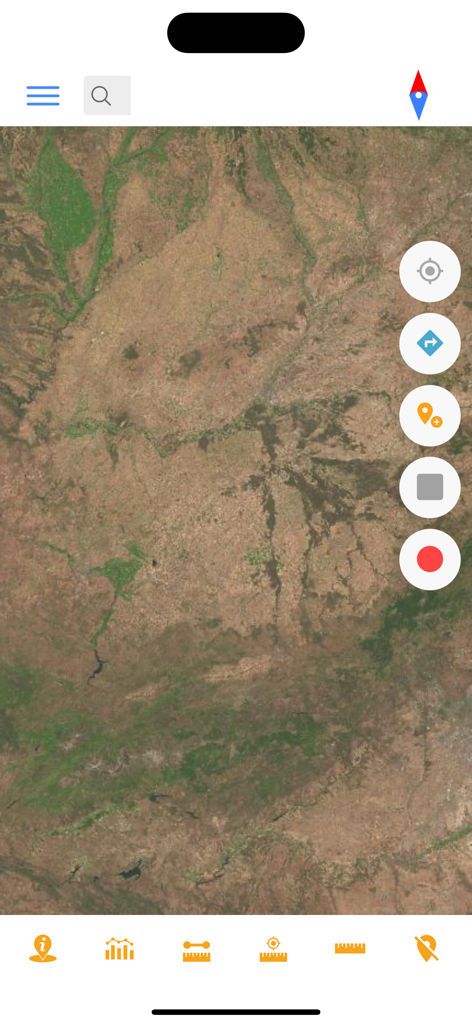 アプリでのGPS追跡とナビゲーションコントロールを備えたスペインの地形の衛星地図表示